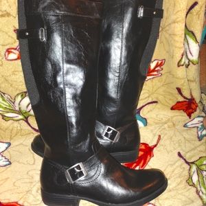 Yuu Black tall boots#
